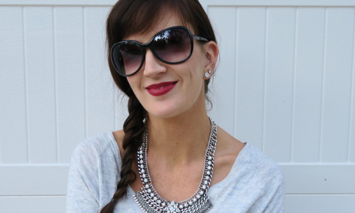 statement_lipstick_and_necklace_bauble_bar