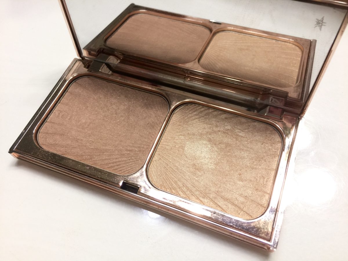 simple_makeup_charlottte_tilburry_highlighter