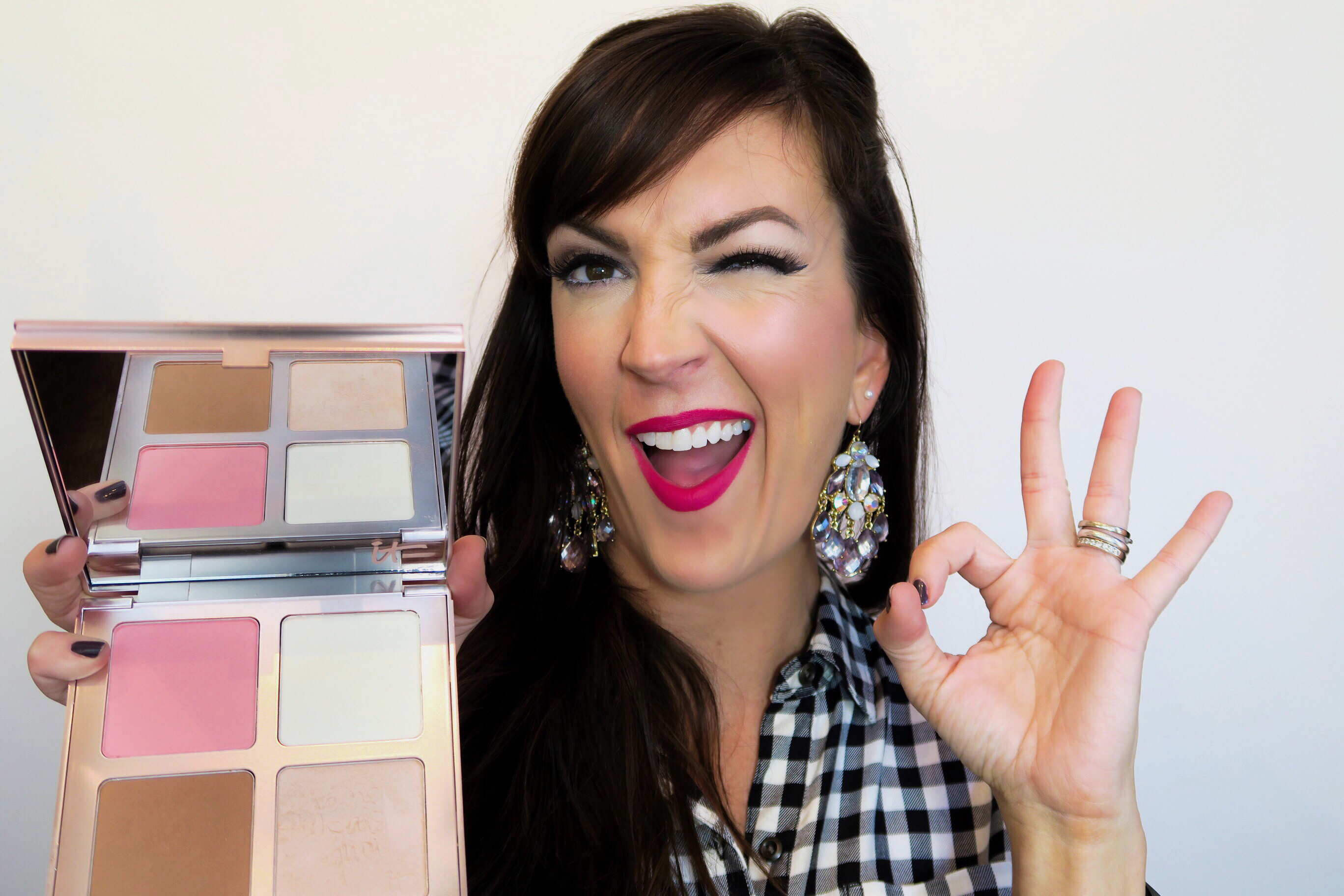 A Flawless Face In One Makeup Palette : It Cosmetics Je Ne Sais Quoi Complexion Perfection + Video