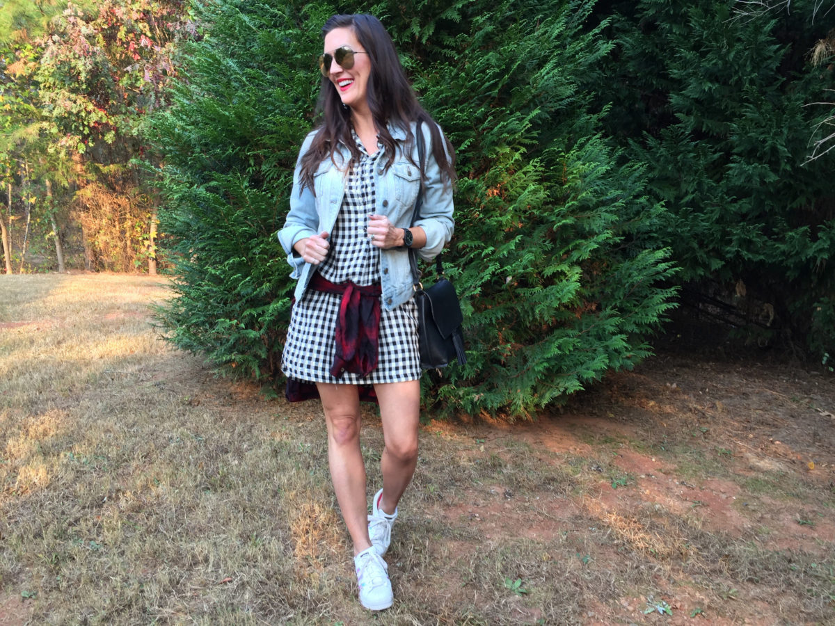 holiday-casual-outfit-inspo-mixing-plaids