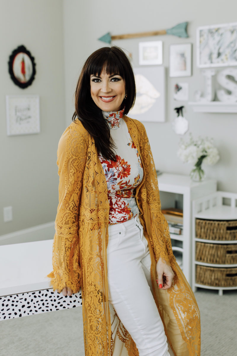 tips on hair and makeup for headshots