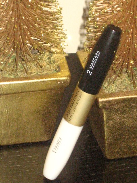 Revlon’s NEW Lash Fantasy Mascara – Product Review