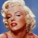 The Sultry Marilyn Monroe Eyeliner Trick