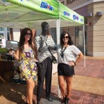 Makeup & Style Tips For Staying Cool At A Hot Outdoor Event