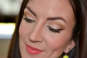 golden brown eye makeup