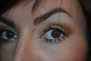 how-tocreate-a-gold-eyeliner
