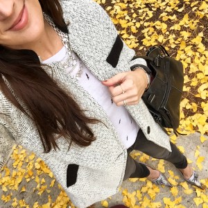 how-to-style-gray-denim-leggings