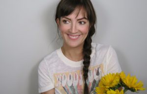 chill_makeup_2_simple_woodstock_tee