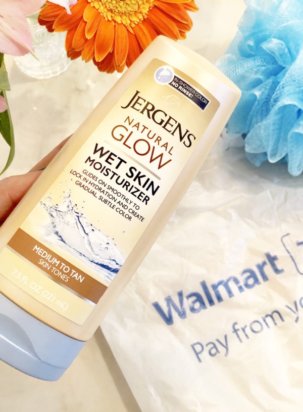 Ease Your Skin Into Summer For Less Than a $10 Dollar Bill With Jergens Natural Glow Wet Skin Moisturizer