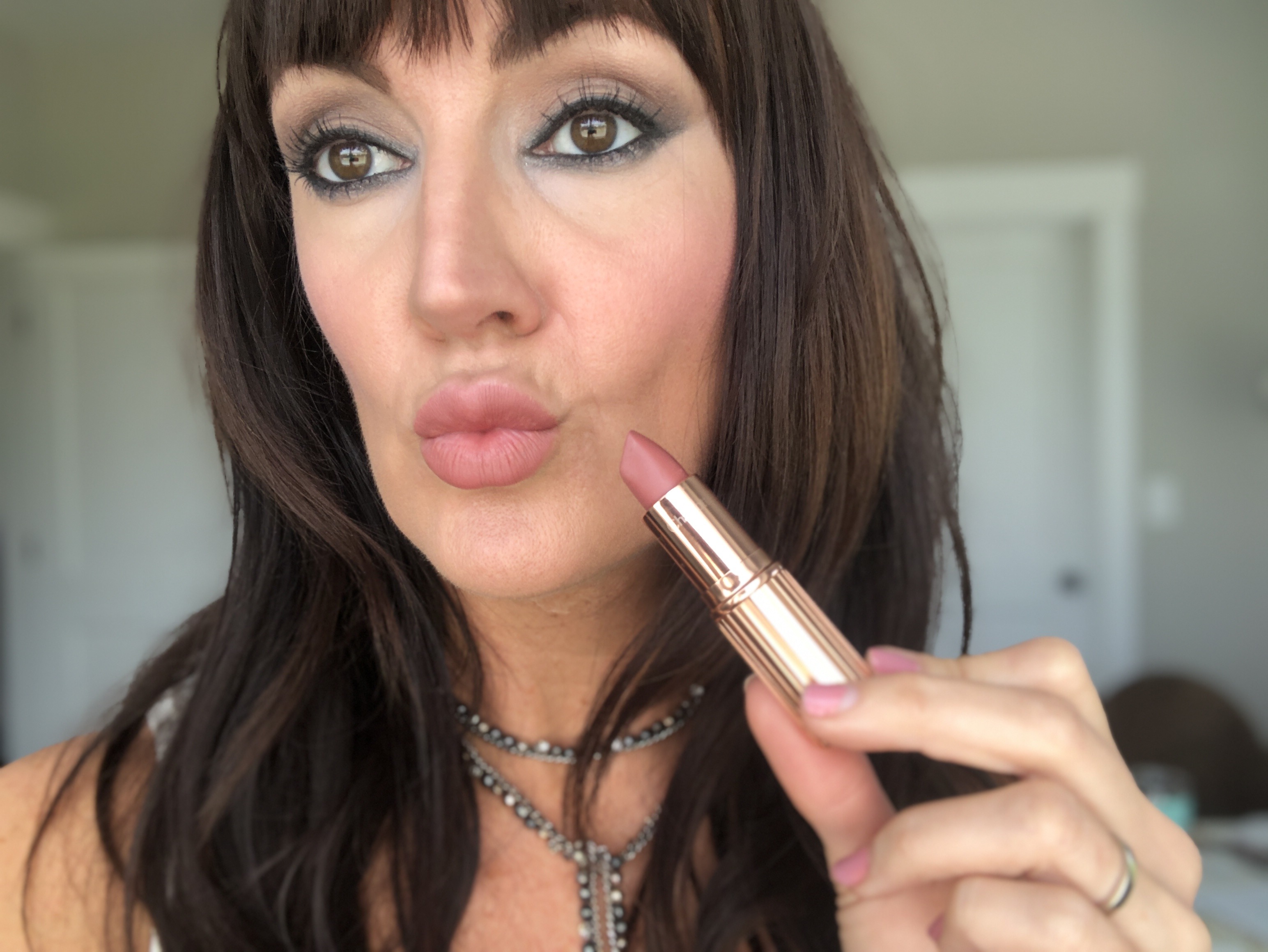 charlotte tilbury pillow talk swatch
